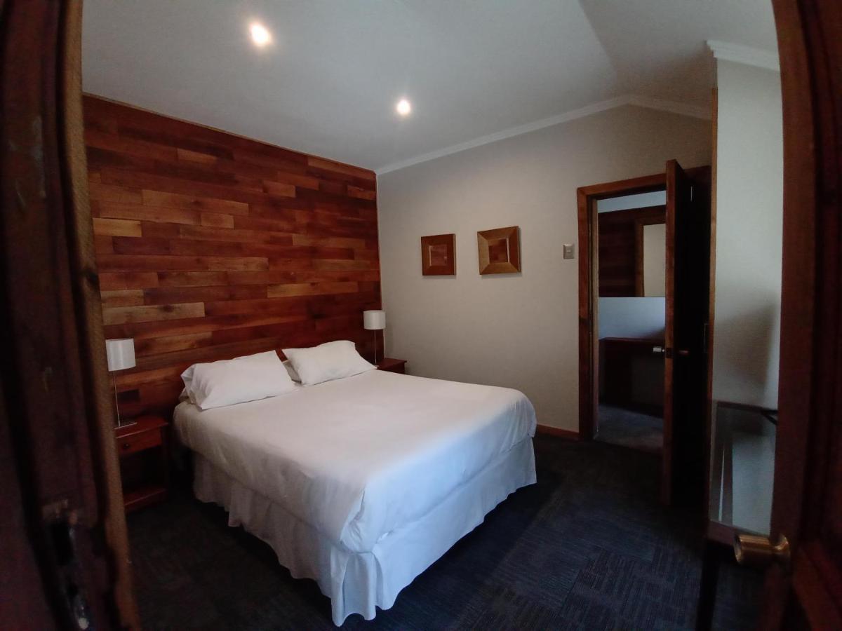 Hotel Y Cabanas El Parque 빌라리카 외부 사진