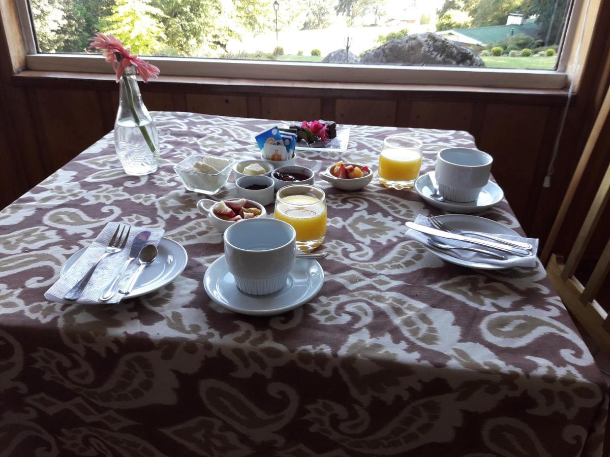 Hotel Y Cabanas El Parque 빌라리카 외부 사진